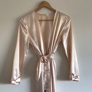 ➕Blush Silk Robe!